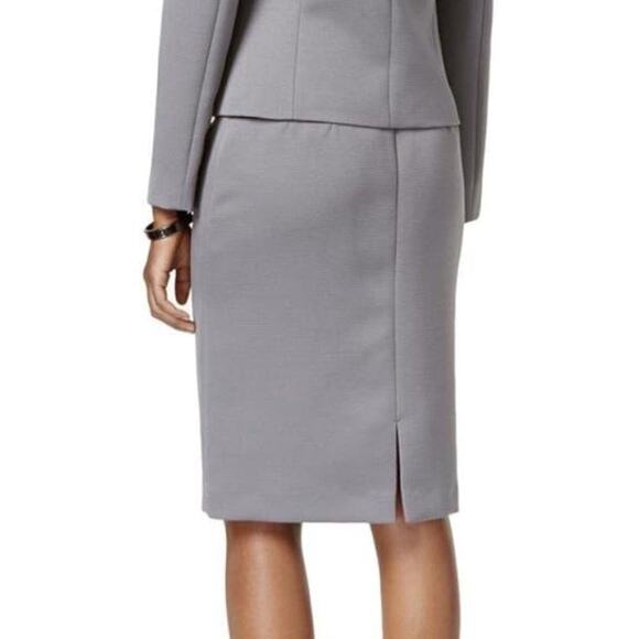 Tahari NWT Arthur S. Levine In Black/White Skirt Size 10 - Picture 2 of 6